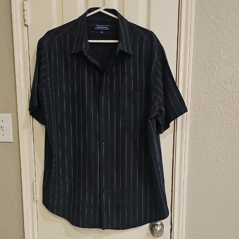 Croft & Barrow Men's Dark Striped Button Down Short Sleeved Shirt XL